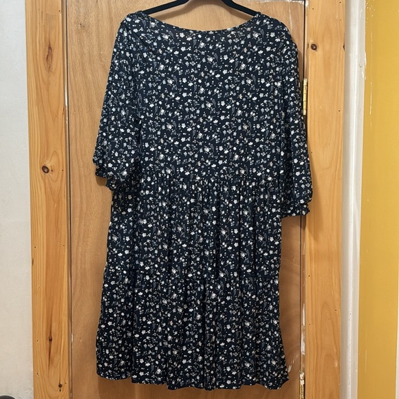 Navy blue floral Dress - Picture 2 of 7
